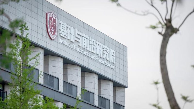 电阻与电容：揭秘电子电路中的关键角色