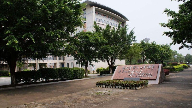 高可靠性电源模块：如何选择优质供应商**